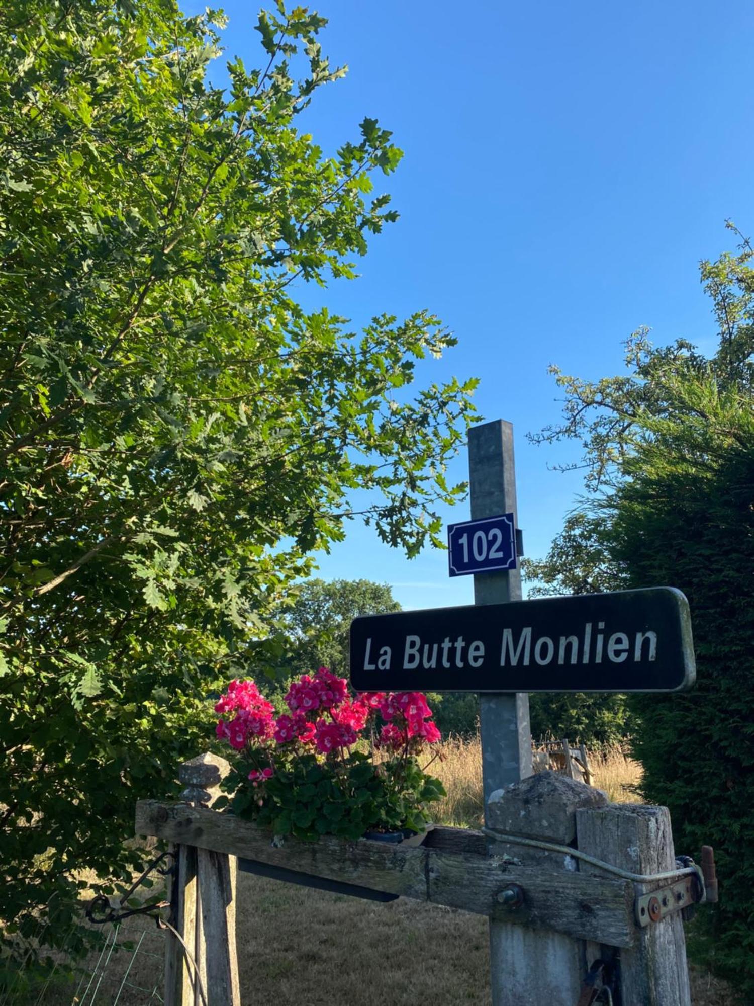 Вілла La Butte Monlien Beauchene  Екстер'єр фото